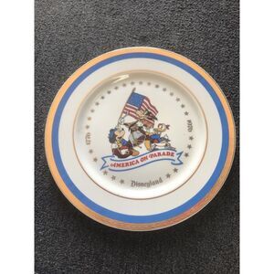Disneyland America On Parade Bicentennial 1776 1976 Plate Villeta Vintage Box